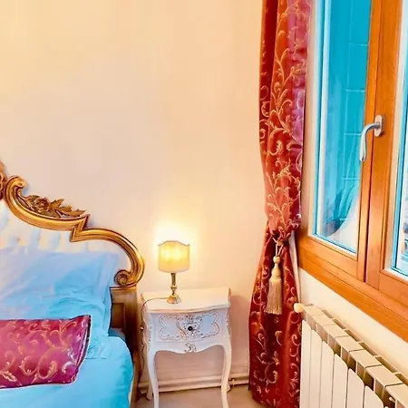 Behind Ca' Fumiani En Charme Velence